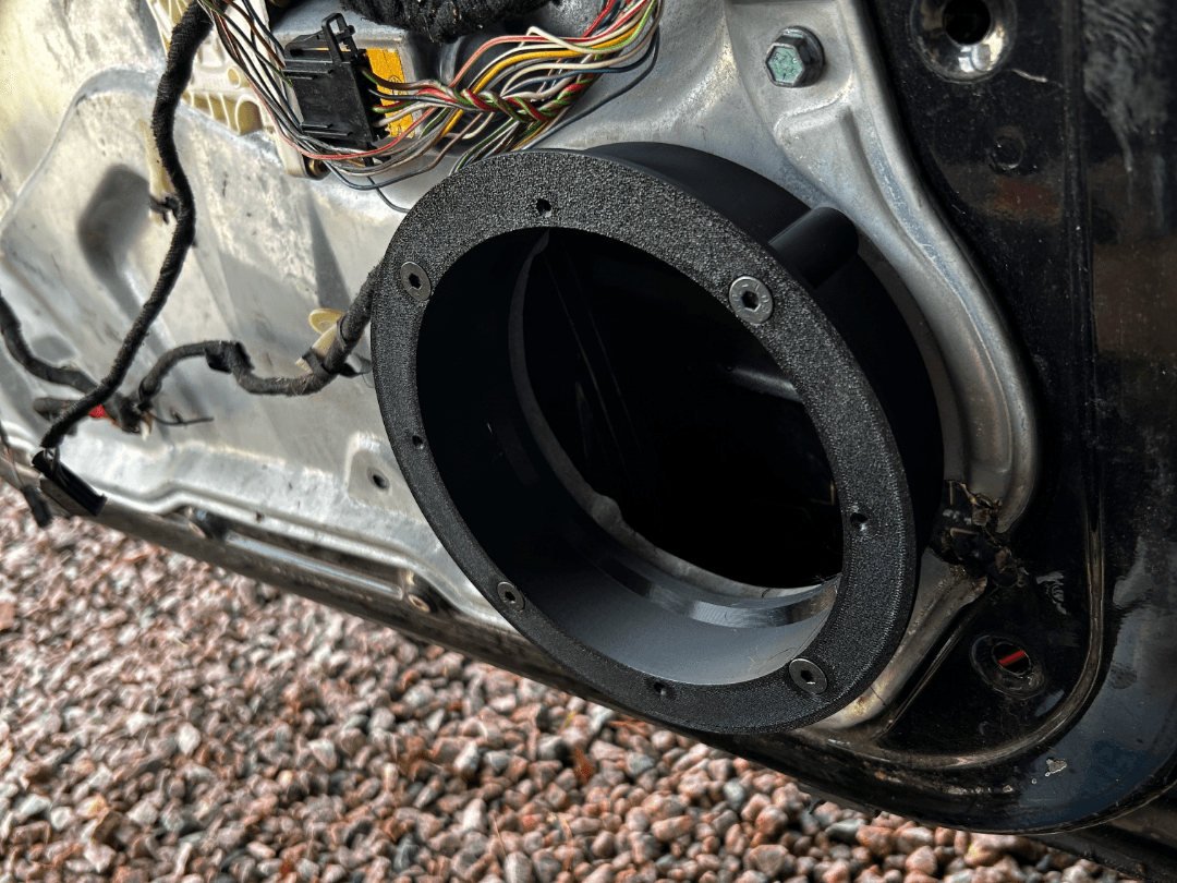 VW Golf Mk4 адаптер за 6.5" говорители